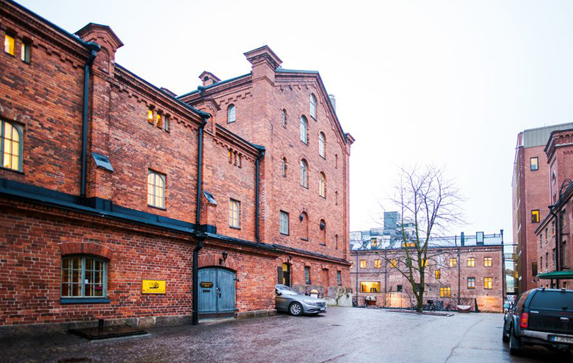 Kontorslokaler som ägs av Tarkala Oy har sanerats enligt dagens krav.